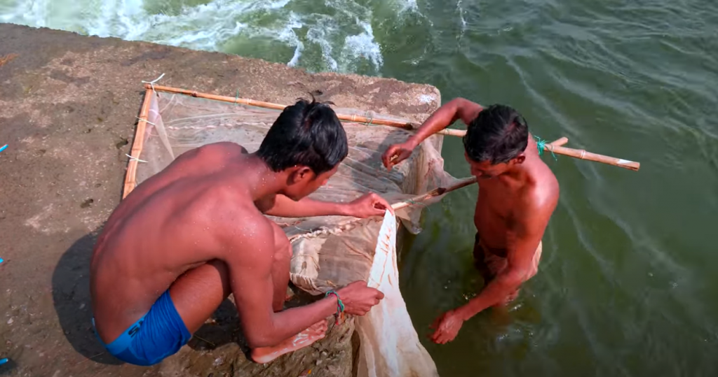 villagers fishing at sagni ghat